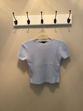 House of Harlow 1960 Light Blue Ribbed Short-Sleeve Knit Top